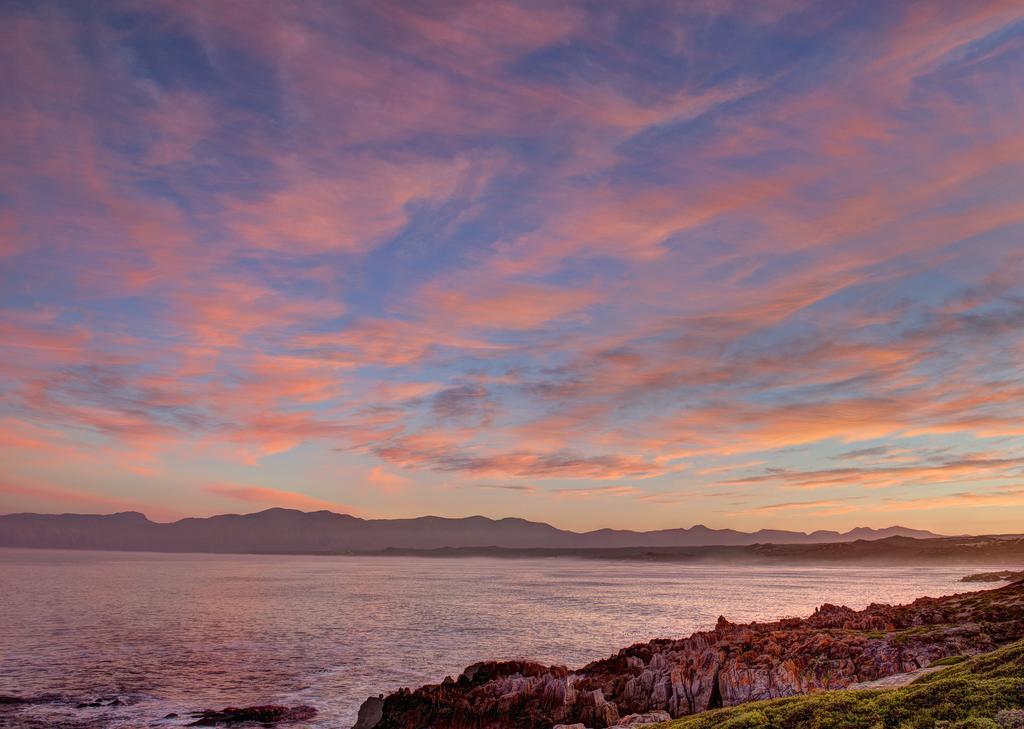 Whalesong Lodge Gansbaai Eksteriør billede