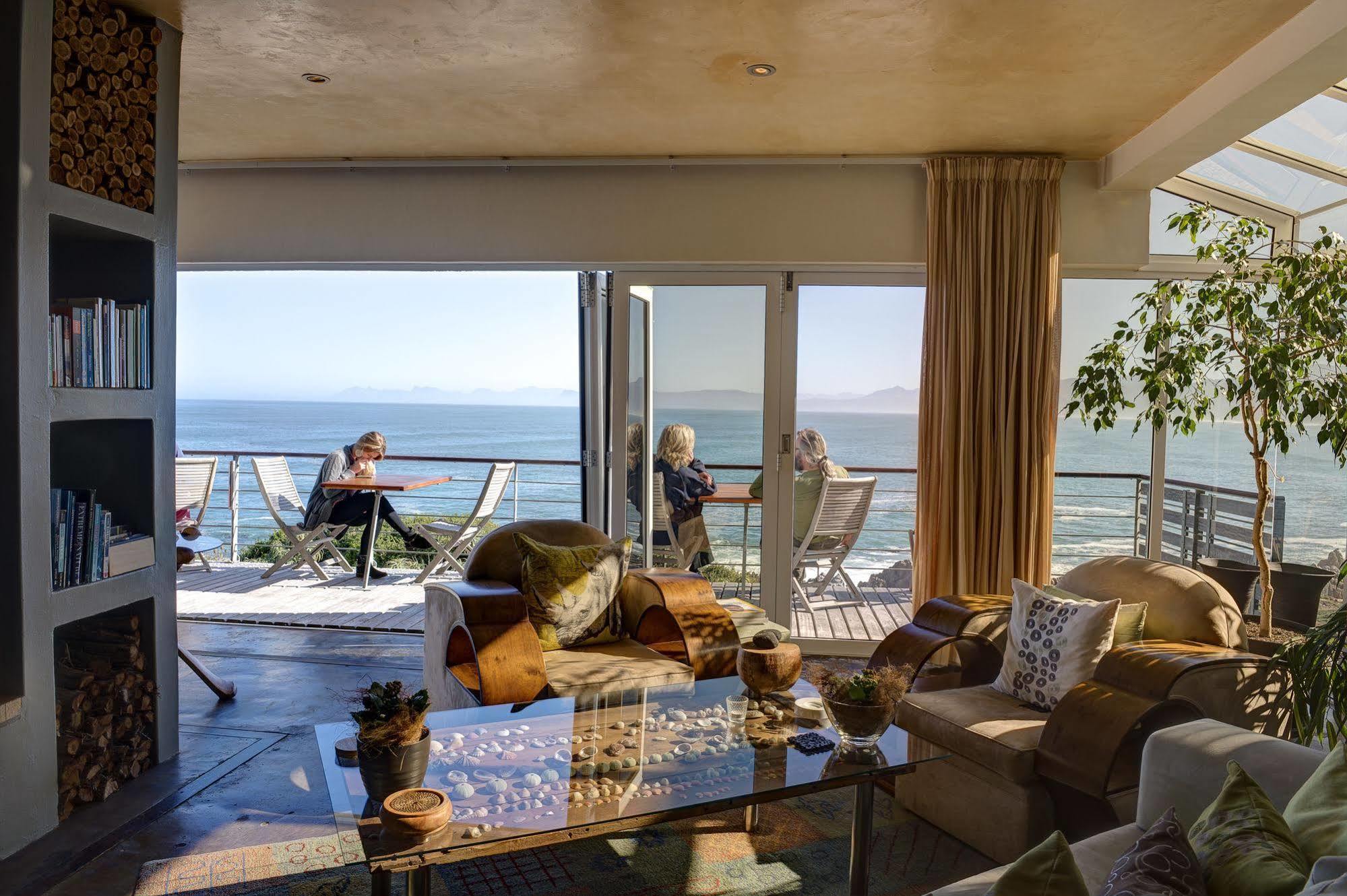 Whalesong Lodge Gansbaai Eksteriør billede